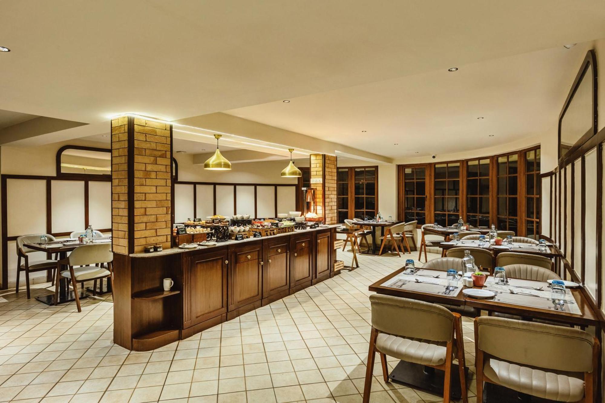 Hotel Mango Hill Shola Ooty Exterior foto